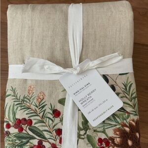 NEW Pottery Barn Holly Berry Wreath KING / CAL KING DUVET COVER ONLY NWT